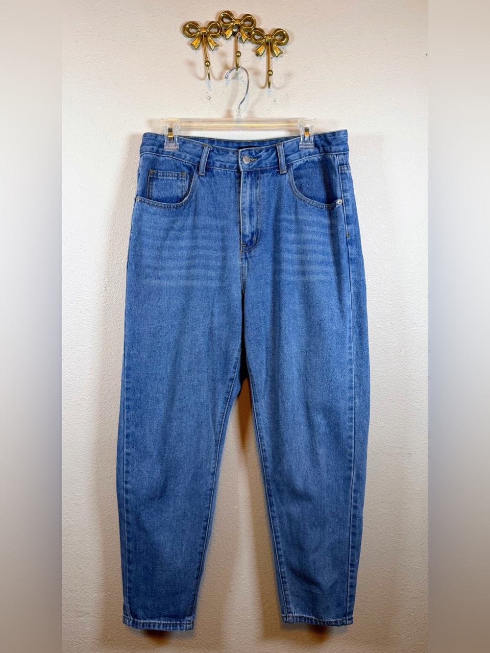 Nasty Gal Classic Blue Straight-Leg Jeans see measurements no tag for size.